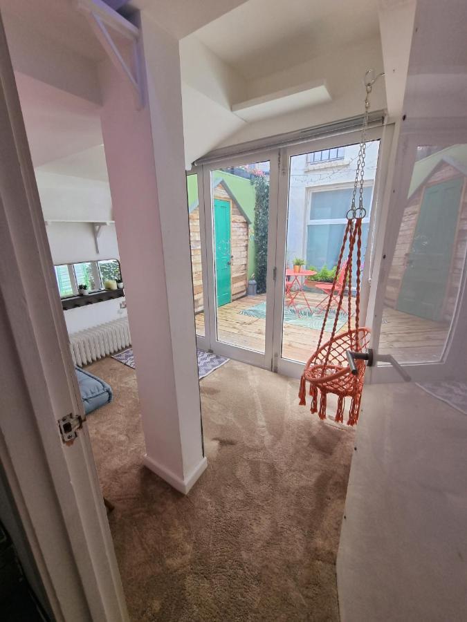 Quirky Seaside Family Cottage Walk To The Waves! برايتون المظهر الخارجي الصورة