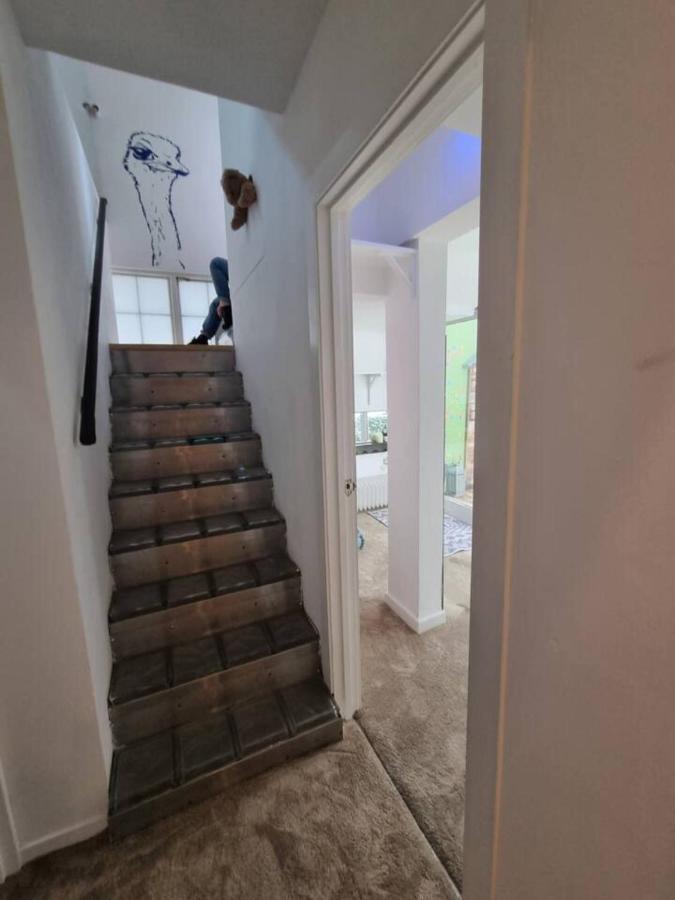 Quirky Seaside Family Cottage Walk To The Waves! برايتون المظهر الخارجي الصورة